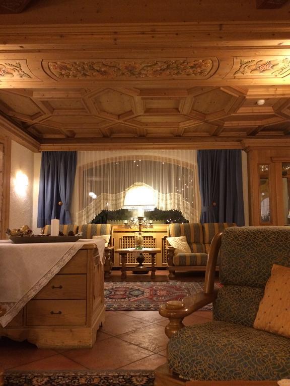 Hotel Roy Мальга-Чапела Екстер'єр фото