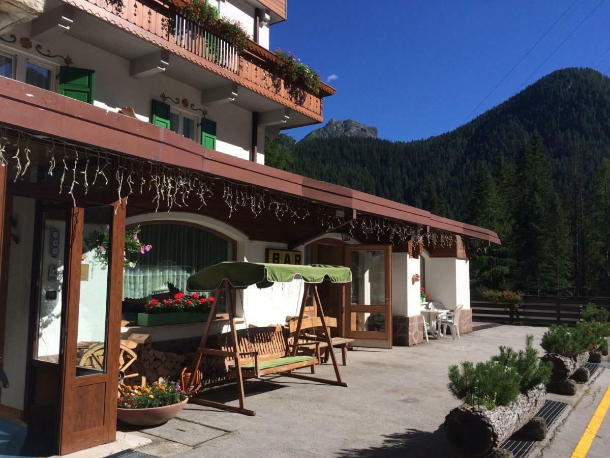 Hotel Roy Мальга-Чапела Екстер'єр фото